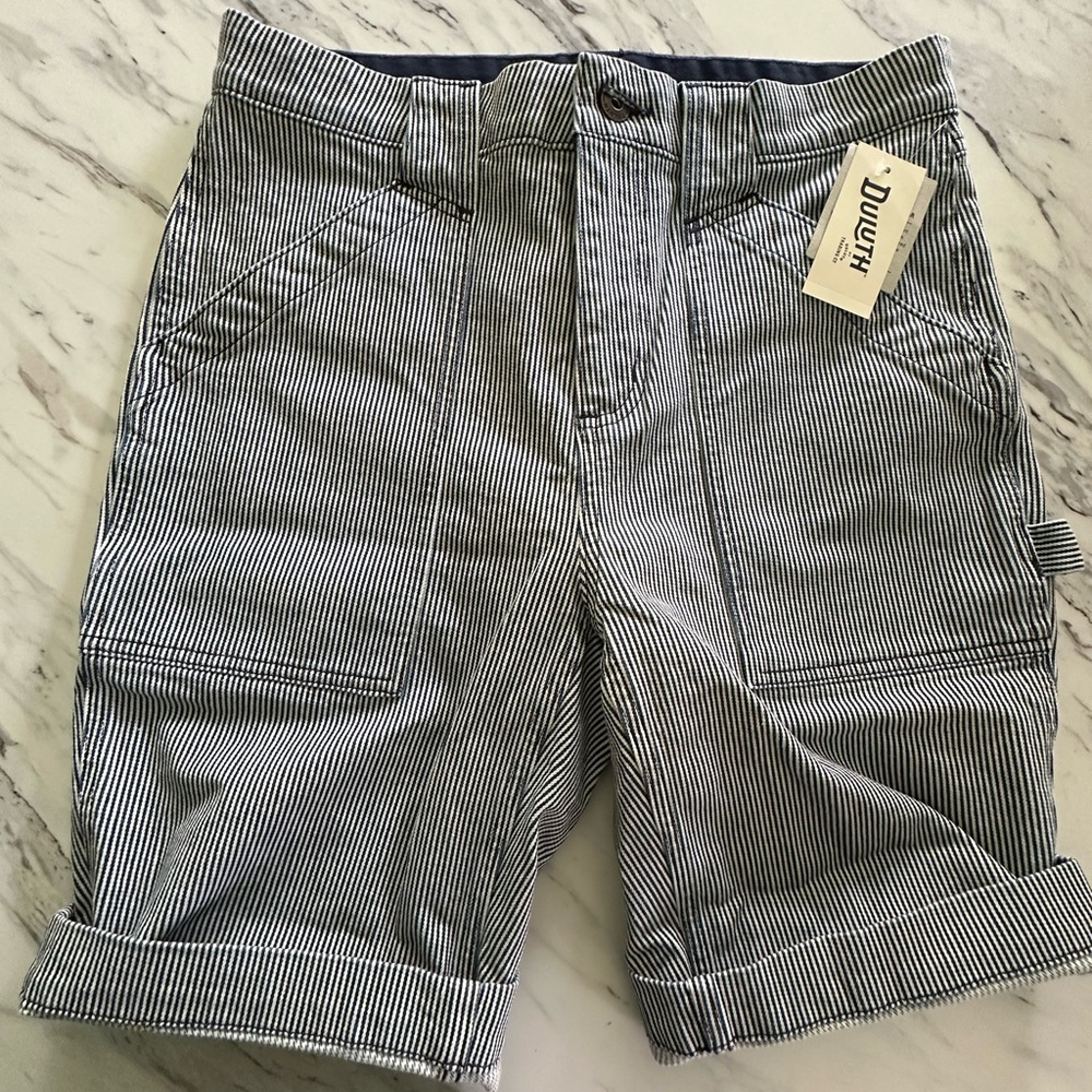 Duluth Rootstock pinstripes shorts size 6 - Picture 10 of 14